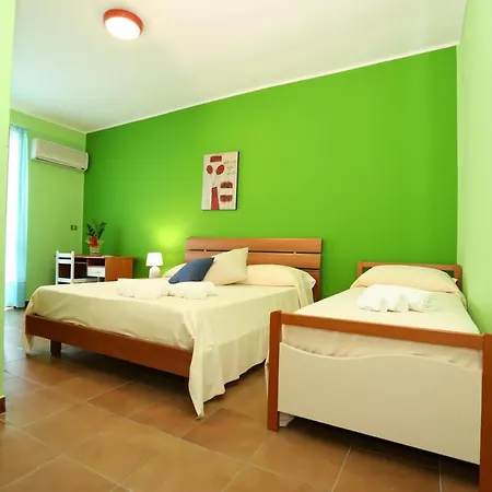 Hotel Calabria Mia 3*